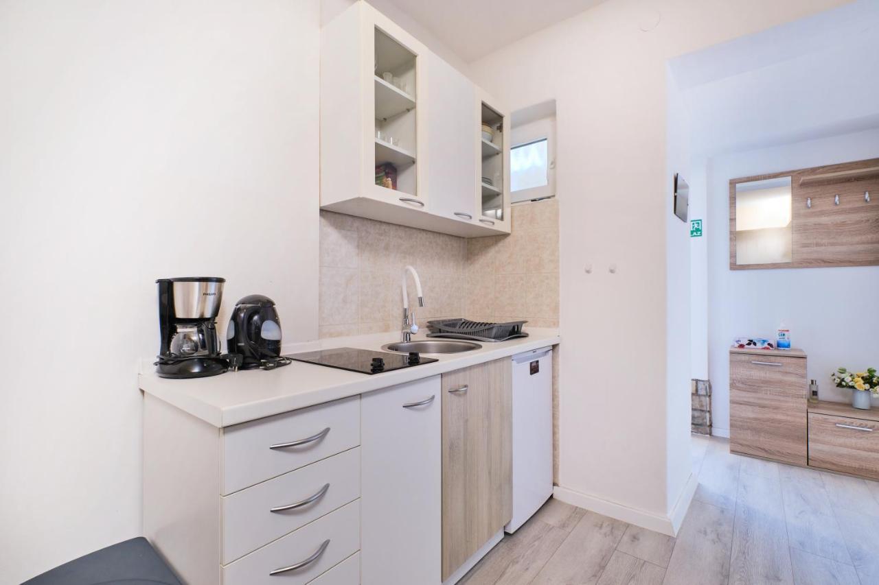 Beautiful Apartments Ksenija Mali Losinj Exterior photo